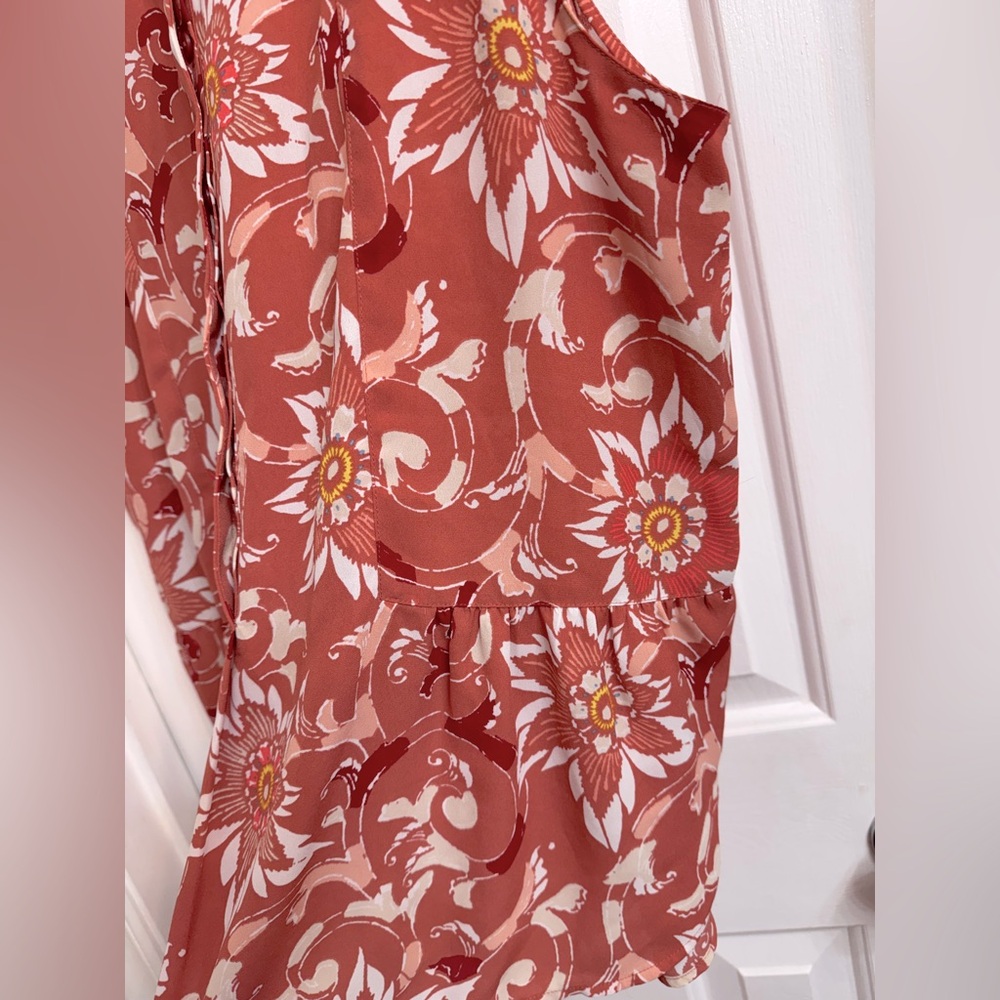 LOFT Floral Sleeveless Ruffle Blouse, Size Large - Picture 4 of 14